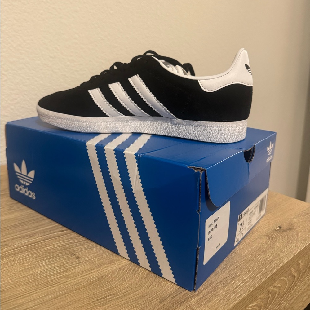 Adidas Gazelle Black & White - Men’s 7.5